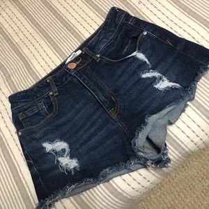 FOREVER 21 blue jean shorts (WOMEN)